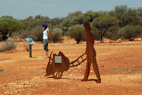 Leonora Trails, archived photograph 6